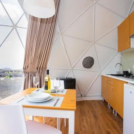 Prázdninový areál Eslanzarote Eco Dome Experience *